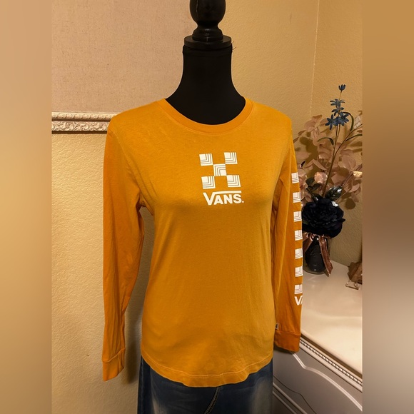 Bundle of 8 Vans Long Sleeve Tops - Picture 2 of 14